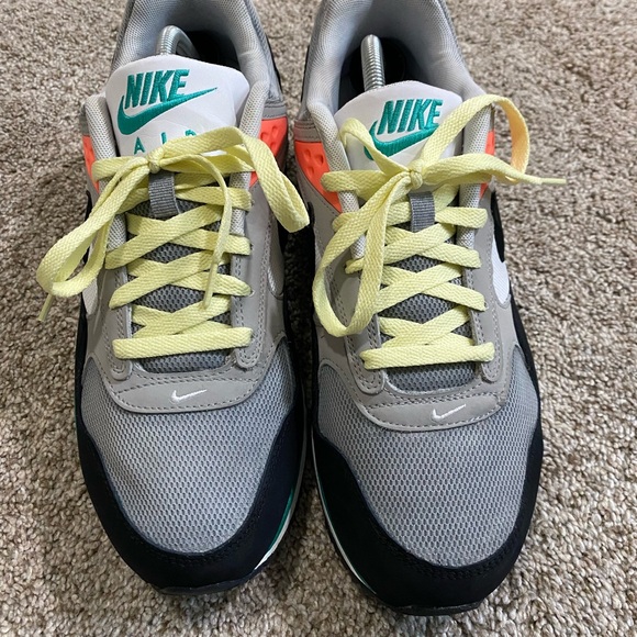 Nike Air Max Correlate - Picture 6 of 8